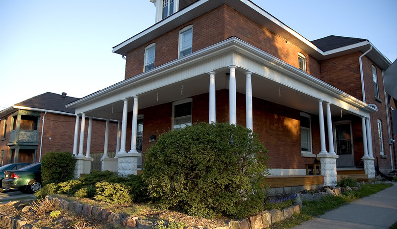 House view from the sideway.